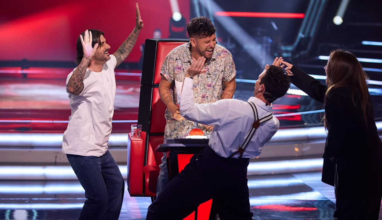 Melendi, Pablo López, Mika y Lola Índigo en La Voz 2026