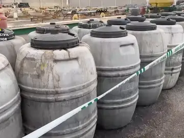 Detenido por estafar más de un millón y medio de euros a agricultores de aceituna en Sevilla y Huelva Detenido por estafar más de un millón y medio de euros a agricultores de aceituna en Sevilla y Huelva