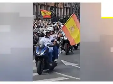 Los ceutíes vuelven a exigir soluciones a pie de la frontera: "Un caballa nunca se rinde" Los ceutíes vuelven a exigir soluciones a pie de la frontera: "Un caballa nunca se rinde"
