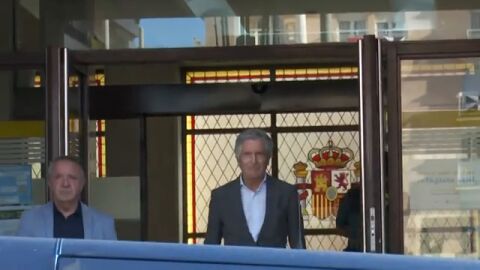 Ceuta vuelve a despedir a Marlaska entre pitos y abucheos: "Perro, traidor"