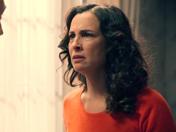 Beatriz amenaza a Gabriel con abortar si &eacute;l insiste en que se marche a Madrid: quiere seguir a su lado sea como sea