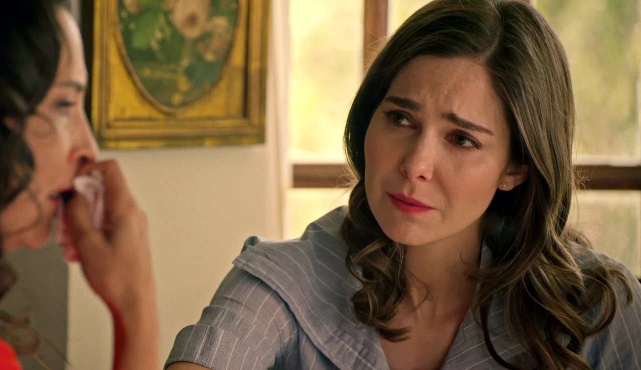 Beatriz confiesa a Begoña que está embarazada… ¡pero ella piensa que el bebé es de Javier!