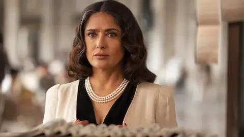 Salma Hayek en Sin Sangre Salma Hayek en Sin Sangre