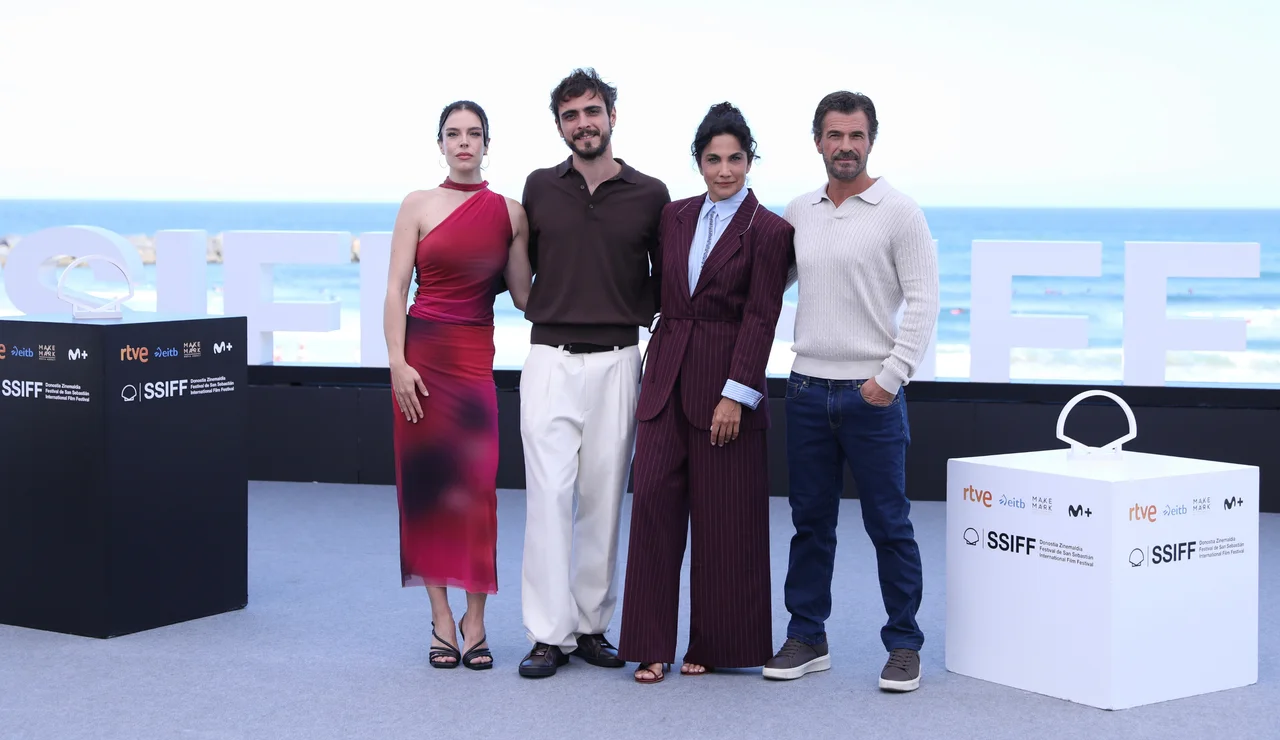 Así ha sido la presentación de Trazos Ocultos en el Festival Internacional de Cine de San Sebastián: "Es una serie con mucha verdad"