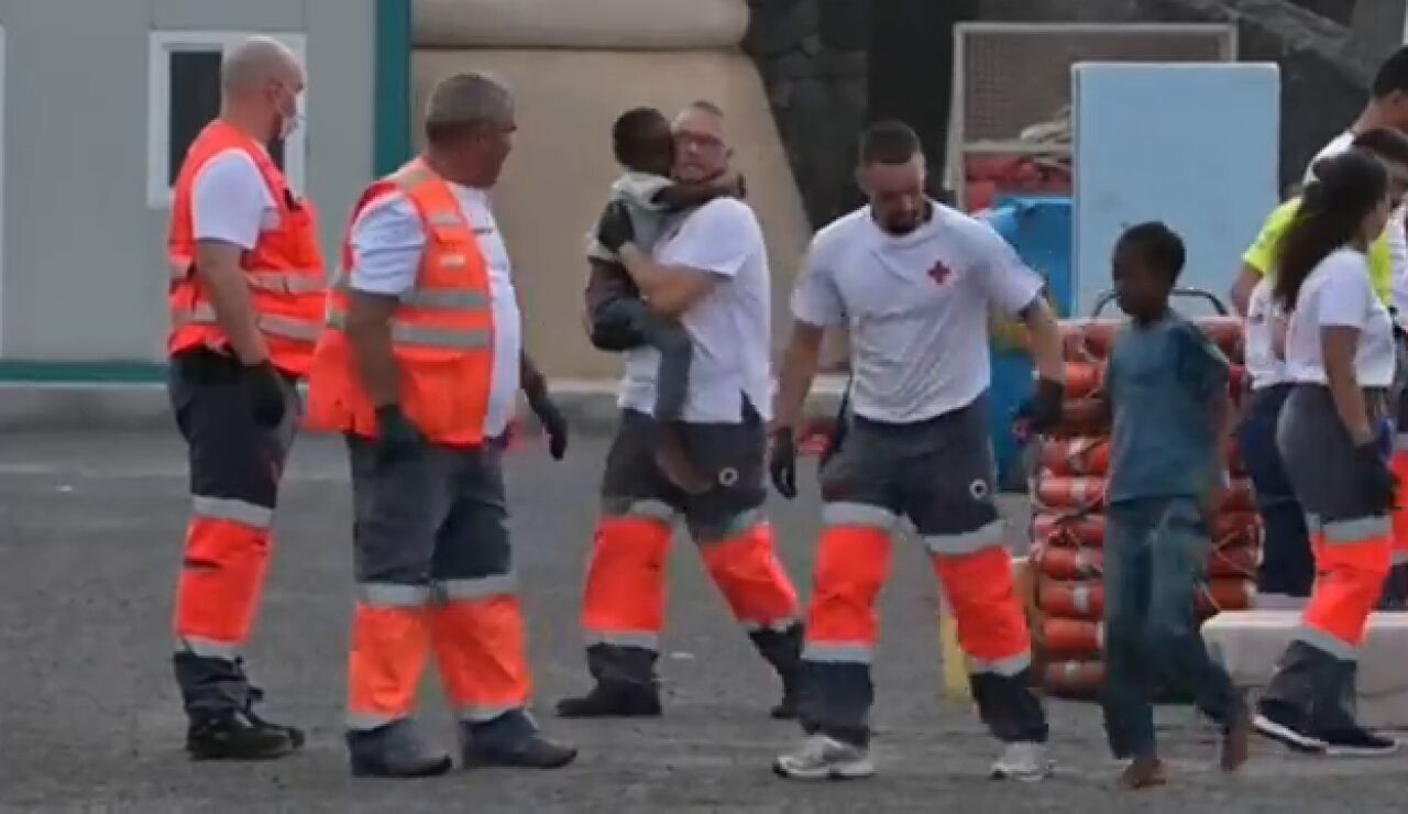 Llegan migrantes a El Hierro