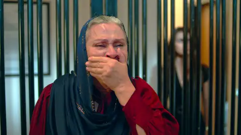 Sadakat podría ir a la cárcel y Zerrin recibe una amenaza que pone su vida en peligro Sadakat podría ir a la cárcel y Zerrin recibe una amenaza que pone su vida en peligro