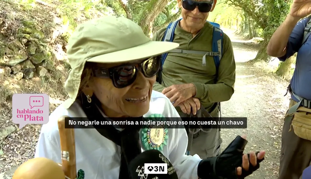 Rufi, la peregrina de 98 años que realiza su sexto Camino de Santiago