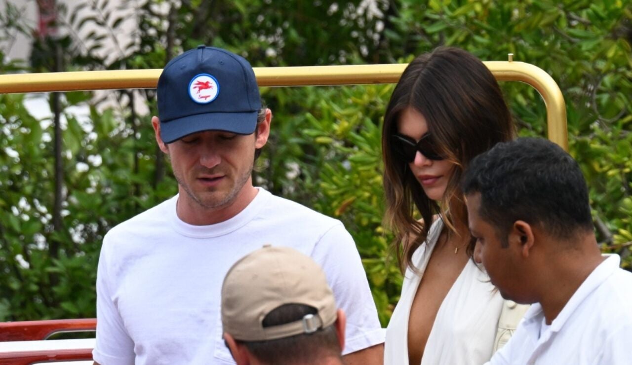 Kaia Gerber y su novio Lewis Pullman