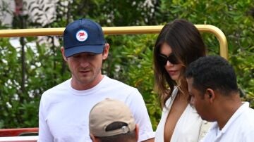 Kaia Gerber y su novio Lewis Pullman