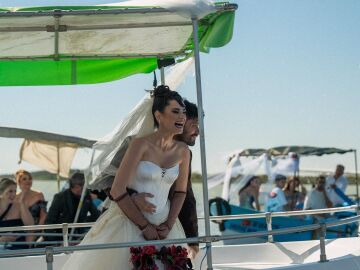 La boda de tres d&iacute;as sobre el agua de Merve Nur Bengi, la actriz que da vida a Sedef en El secreto