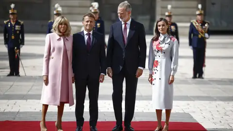 Letizia y Felipe con Macron Letizia y Felipe con Macron