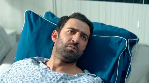 Demir se declara a Zerrin tras jugarse la vida por ella Demir se declara a Zerrin tras jugarse la vida por ella
