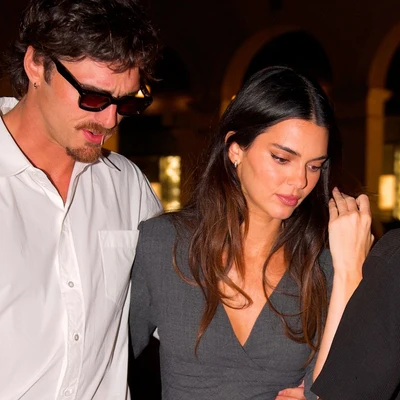 Kendall Jenner y Jacob Elordi en las calles de París
