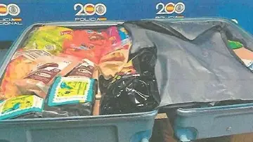 Maleta incautada en el aeropuerto Adolfo Suárez Madrid-Barajas con 16 kilos de cocaína oculta Maleta incautada en el aeropuerto Adolfo Suárez Madrid-Barajas con 16 kilos de cocaína oculta
