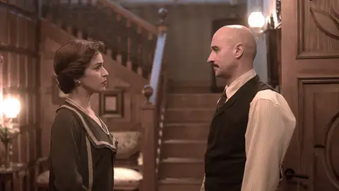 Gustavo regresa a Galicia y se encuentra con el desprecio de Inés Gustavo regresa a Galicia y se encuentra con el desprecio de Inés