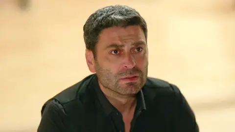 ¿Hasta dónde llegará Cihan por salvar a Boran? Está dispuesto a arriesgar su vida y perder a Alya ¿Hasta dónde llegará Cihan por salvar a Boran? Está dispuesto a arriesgar su vida y perder a Alya