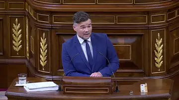 Rufián estalla contra Junts en el Congreso: "Ustedes no están votando, están pagando una deuda" Rufián estalla contra Junts en el Congreso: "Ustedes no están votando, están pagando una deuda"