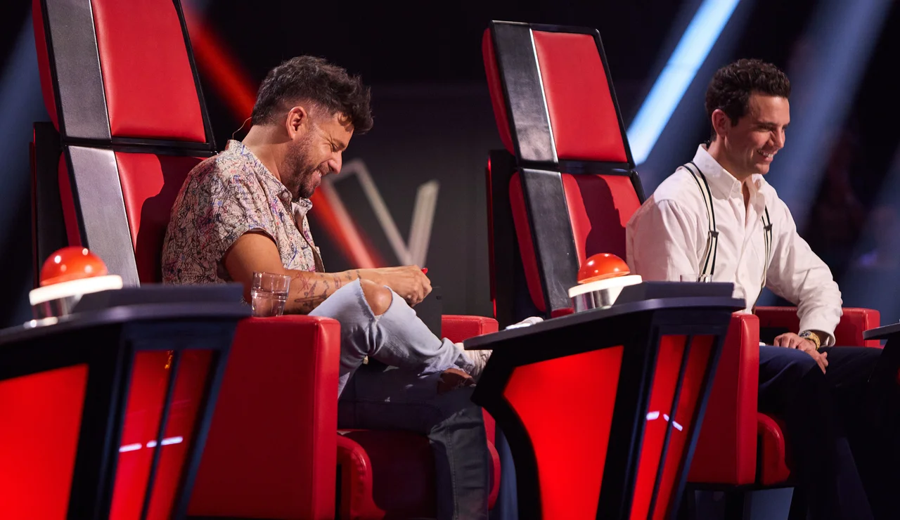 Pablo López y Mika en La Voz