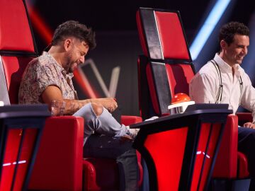 Pablo L&oacute;pez y Mika en La Voz