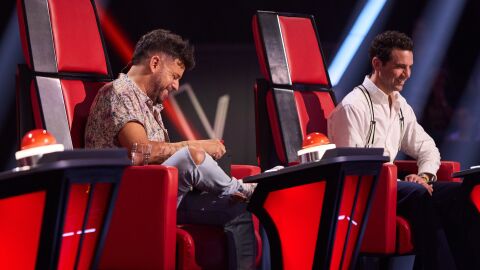 Pablo L&oacute;pez y Mika en La Voz