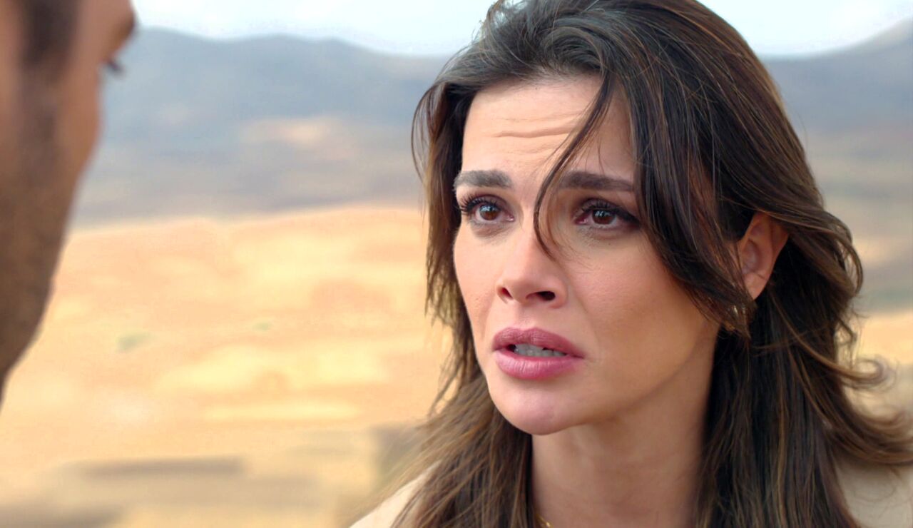  Alya le deja claro a Cihan que no est&aacute; dispuesta a perderlo 