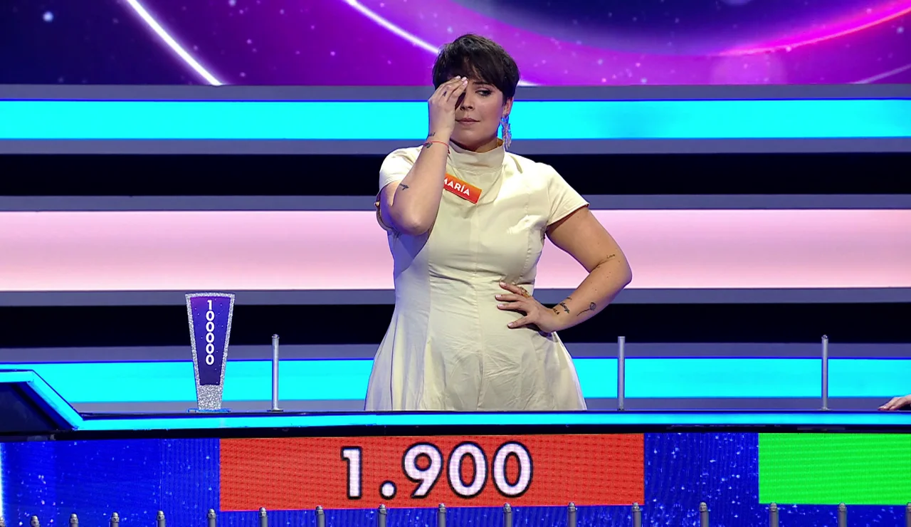 María en La ruleta de la suerte noche