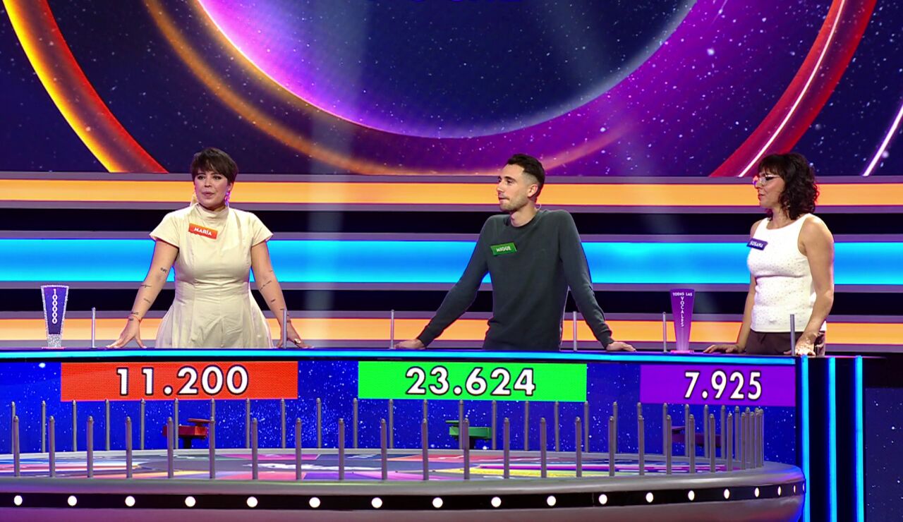 Mar&iacute;a, Migue y Susana en La ruleta de la suerte noche