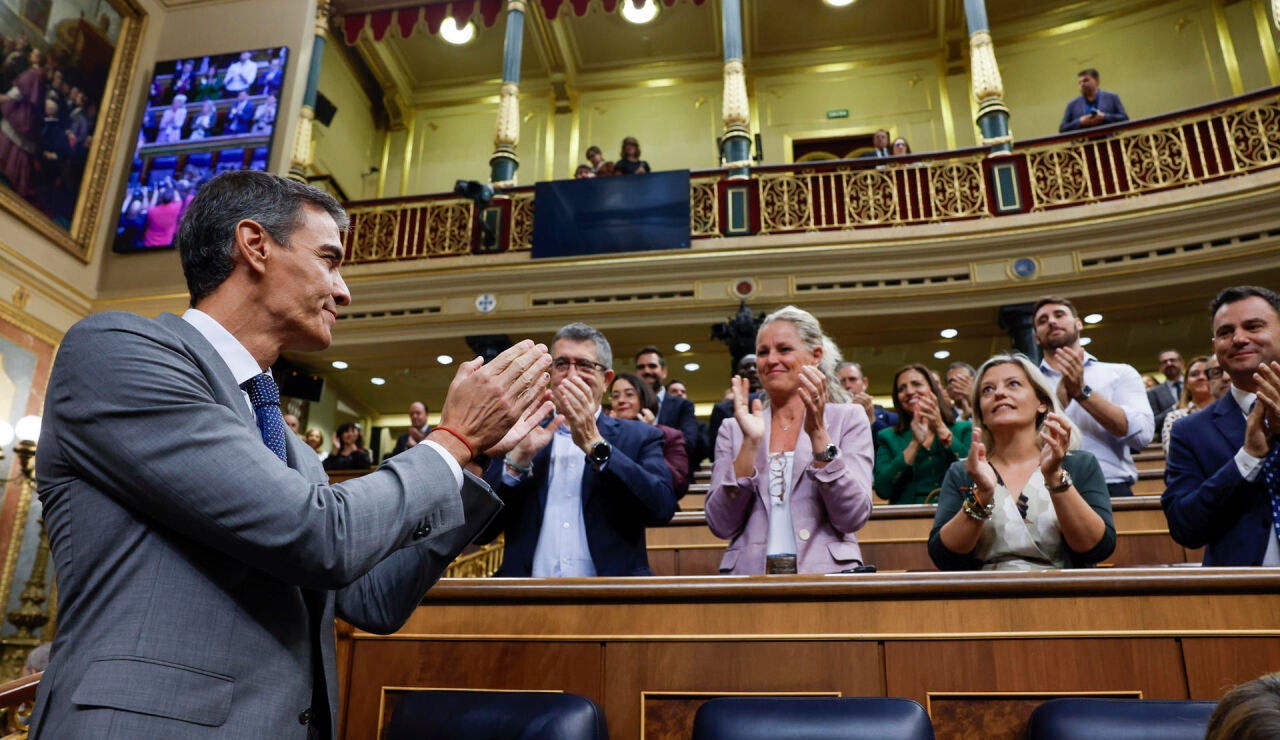 Pedro S&aacute;nchez a su llegada al Congreso