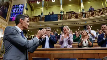 Pedro Sánchez a su llegada al Congreso Pedro Sánchez a su llegada al Congreso