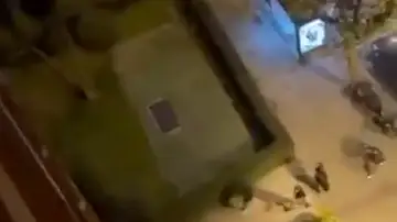VÍDEO: Tensión en Vigo tras la persecución de un hombre armado con un machete VÍDEO: Tensión en Vigo tras la persecución de un hombre armado con un machete
