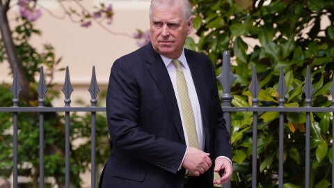 Andrew Mountbatten-Windsor lleva a los tribunales a la Polic&iacute;a de Thames Valley por su arresto