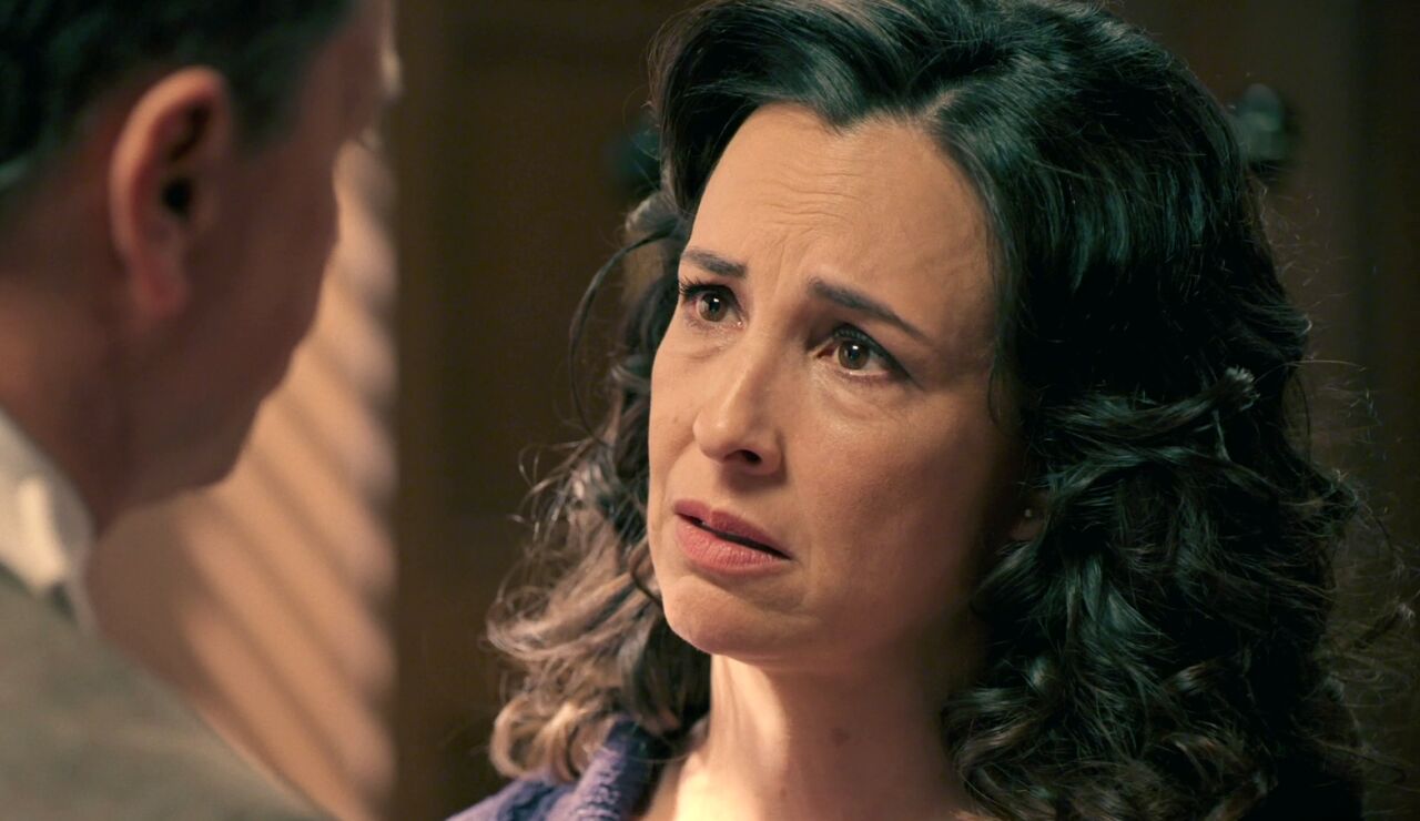Beatriz revela a Gabriel la traici&oacute;n de Bego&ntilde;a y consigue ganar tiempo para quedarse m&aacute;s tiempo con &eacute;l 