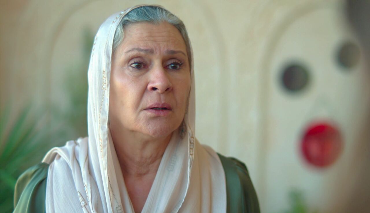 &ldquo;&iquest;Ahora s&iacute; me quieres?&rdquo;: Alya se enfrenta a Sadakat cuando le impide salir de la mansi&oacute;n