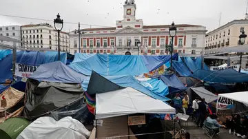 Acampada en la Puerta del Sol Acampada en la Puerta del Sol