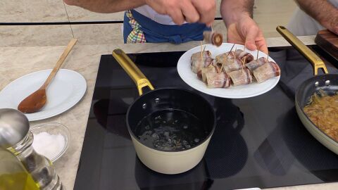 En abundante aceite caliente