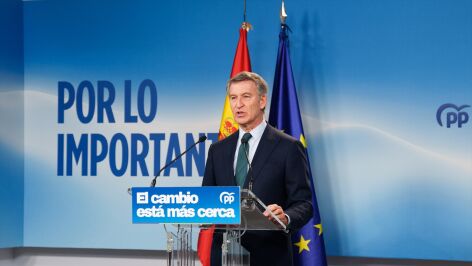 Feij&oacute;o comparece tras el anuncio de elecciones generales