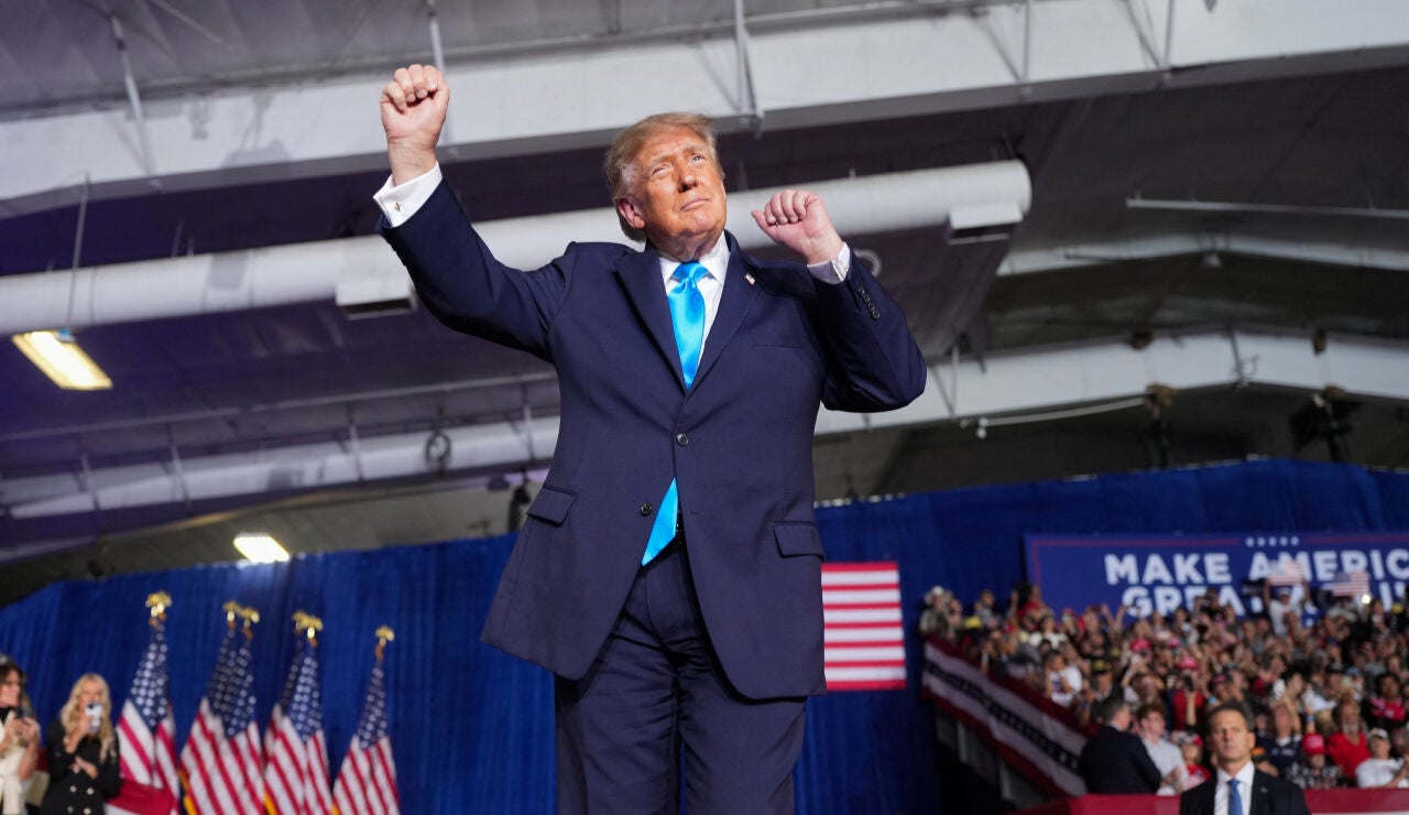 Trump responsabiliza a Ir&aacute;n del ataque en Flydubai y ofrece ayuda a Rusia por peste en Siberia