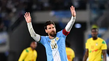 Leo Messi en el partido contra Benín Leo Messi en el partido contra Benín
