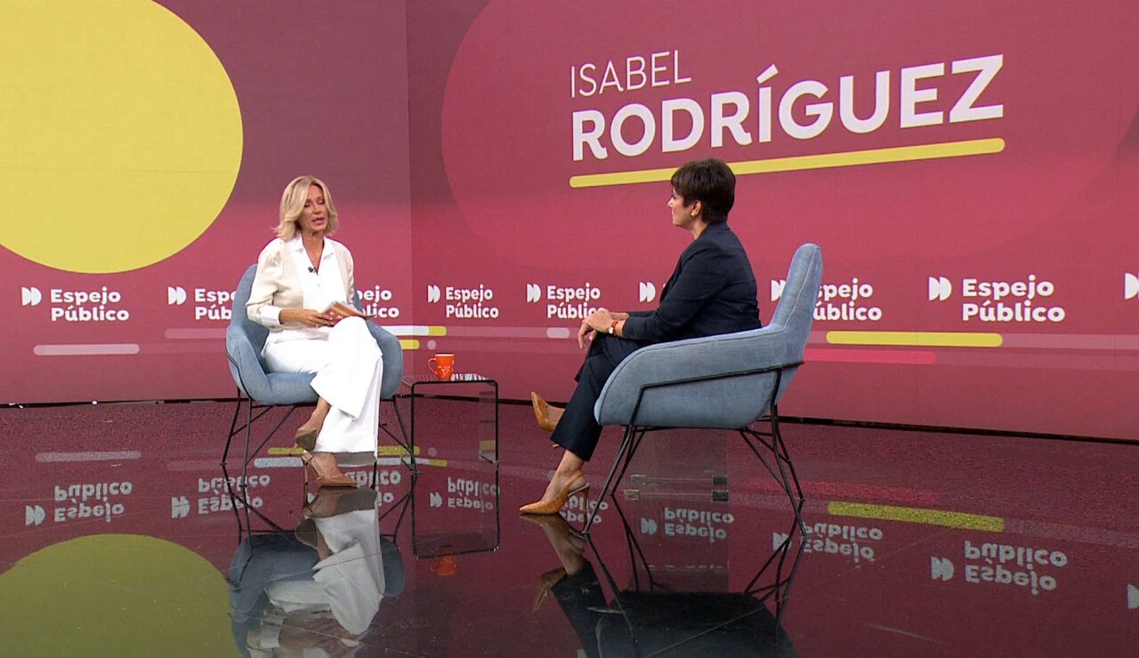 La ministra de vivienda, Isabel Rodr&iacute;guez, en "Espejo p&uacute;blico"