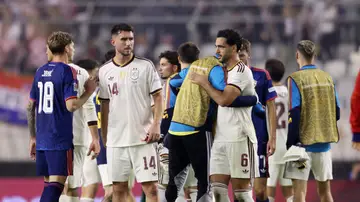 Los futbolistas de España celebran el triunfo ante Croacia en Split Los futbolistas de España celebran el triunfo ante Croacia en Split