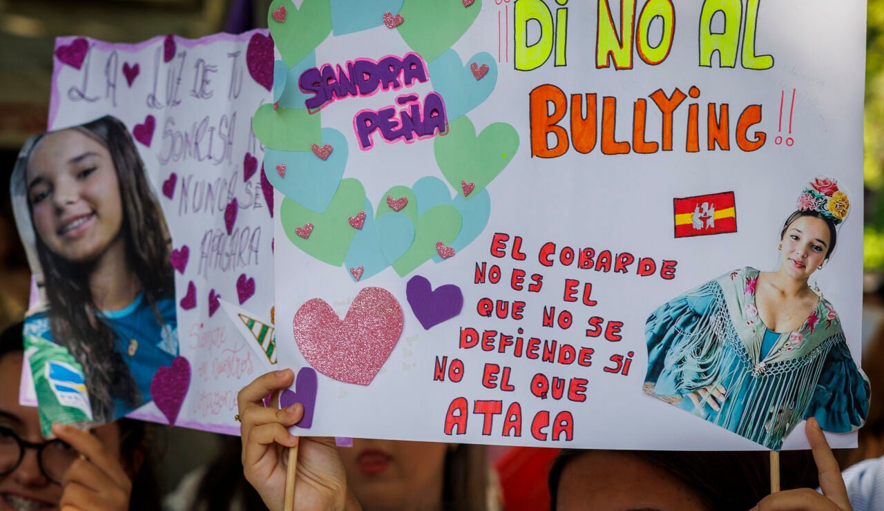 Imagen de archivo (28/10/2025) de una concentraci&oacute;n en Sevilla en apoyo a la familia de Sandra Pe&ntilde;a