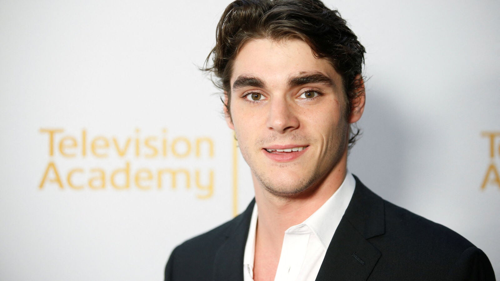 Muere RJ Mitte, el actor que interpretó al hijo de Walter White en 'Breaking Bad', a los 34 años