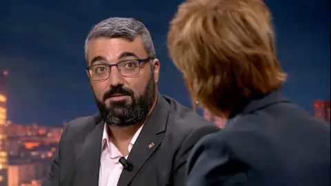 Melchor León explica su negativa a votar a Pedro Sánchez el 29-N: "Por la nefasta gestión que ha hecho de la grave invasión que sufrimos en Ceuta" Melchor León explica su negativa a votar a Pedro Sánchez el 29-N: "Por la nefasta gestión que ha hecho de la grave invasión que sufrimos en Ceuta"