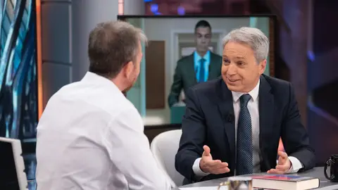 Vicente Vallés, sobre la invasión de Ceuta: "La imagen del CNI ha salido reforzada y la del Gobierno perjudicada" Vicente Vallés, sobre la invasión de Ceuta: "La imagen del CNI ha salido reforzada y la del Gobierno perjudicada"