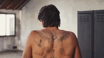 Ferran Torres protagoniza una campaña de ropa interior y muestra todos sus tatuajes Ferran Torres protagoniza una campaña de ropa interior y muestra todos sus tatuajes