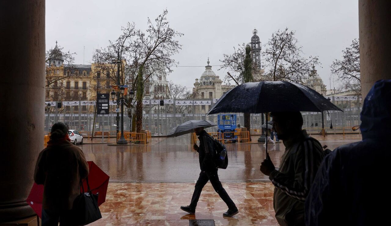 Imagen de las lluvias y tormentas por la dana Adam ponen en aviso a nueva regiones el domingo