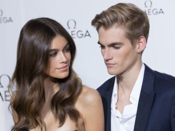 Kaia y Presley Gerber