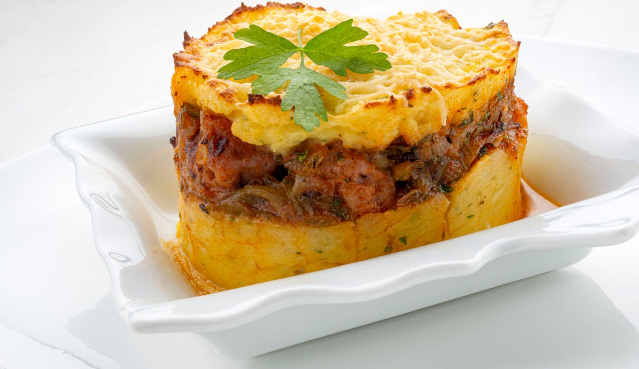 Pastel de butifarra y patatas de Karlos Argui&ntilde;ano: &ldquo;La bendici&oacute;n del Se&ntilde;or&rdquo;
