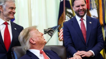 Trump anuncia recompensas para quienes delaten casos de fraude fiscal 