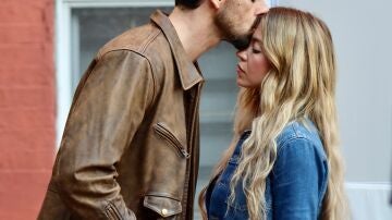 Michele Morrone y Sydney Sweeney en el rodaje de El Secreto de la Asistenta